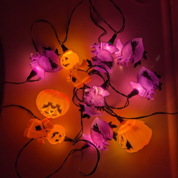 Halloween Jack-O-Lantern Pumpkin  Scarecrows and Witches String of Lights - Picture 1 of 6